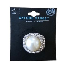 Oxford Street Faux Pearl and Diamond Adjustable Cocktail Ring